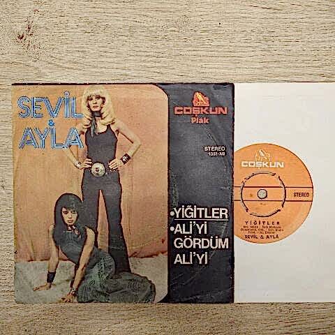 Sevil & Ayla – Yiğitler / Ali’yi Gördüm Ali’yi 45LİK PLAK